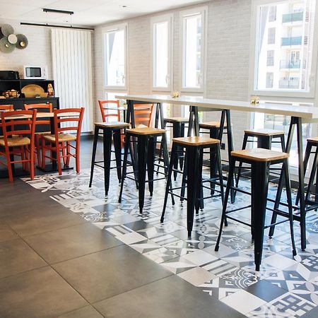 אפרטהוטל Twenty Business Flats Nimes Trigone מראה חיצוני תמונה
