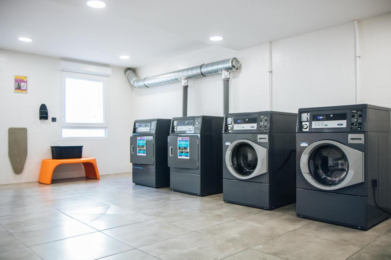 אפרטהוטל Twenty Business Flats Nimes Trigone מראה חיצוני תמונה