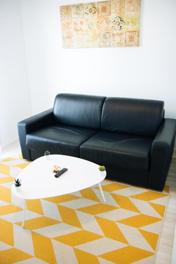 אפרטהוטל Twenty Business Flats Nimes Trigone מראה חיצוני תמונה